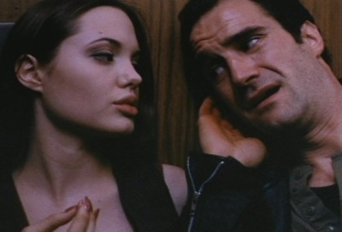 Киборг 2 стеклянная тень анджелина джоли. Киборг 2: стеклянная тень (1993). Киборг 2: стеклянная тень (1993). Киборг 2: стеклянная тень (1993). Киборг 2 стеклянная тень анджелина джоли.